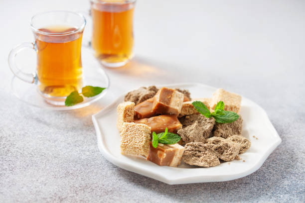 تصویر 3 از حلوا ارده وانیلی خوش رنگ تهیه شده از شکر طبیعی